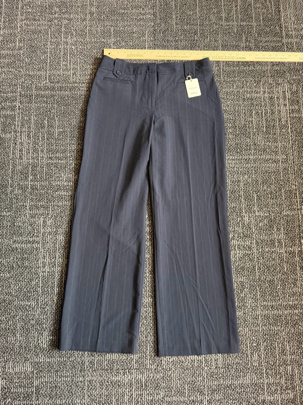 Van Heusen Dress Pants Womens Size 10 Striped Pockets Stretch NWT